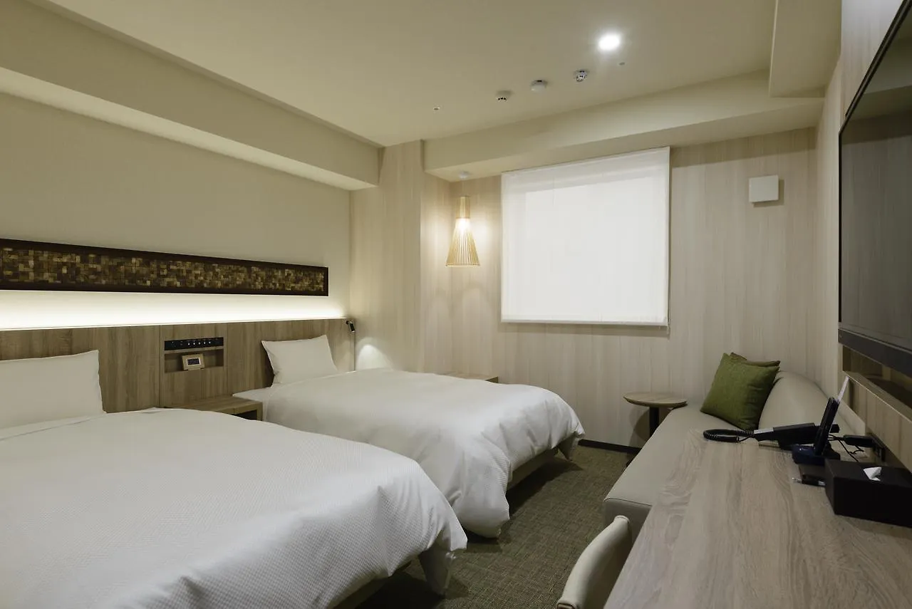 Hotel Il Fiore Kasai Tokyo 3*,